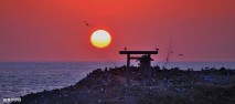 経島の夕日