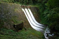 舞鶴市水道施設桂貯水池(旧舞鶴鎮守府水道施設 桂取水堰堤)