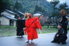 国津神社の神事（若狭の王の舞群）