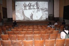 旧映画館「光劇場」