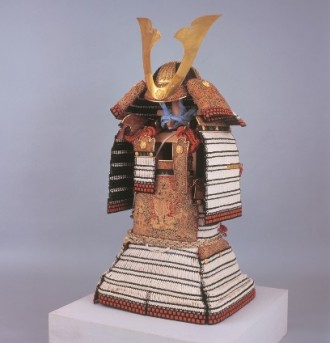 画像：白糸威鎧（復元品）