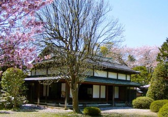 風間家旧別邸　無量光苑釈迦堂