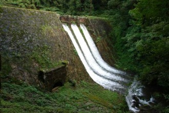 舞鶴市水道施設桂貯水池（旧舞鶴鎮守府水道施設 桂取水堰堤）