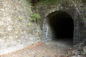 旧魚梁瀬森林鉄道施設　平瀬隧道