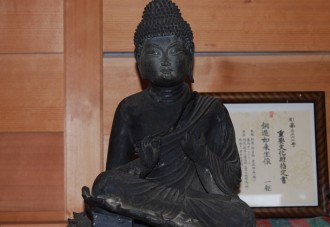 銅造如来坐像（黒瀬観音堂）