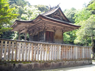 樗谿神社、本殿、唐門、拝殿及び幣殿 