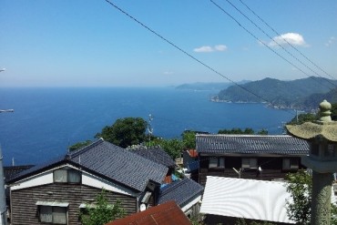 因幡・但馬沿岸の岩石海岸の漁村集落(いなば・たじまえんがんのがんせきかいがんのぎょそんしゅうらく)