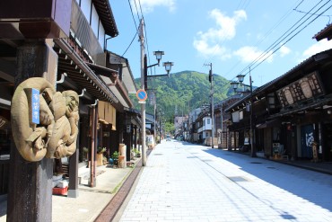 木彫刻のまち・井波のお宿
