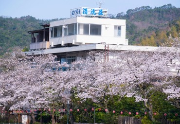 【山狭露天】清流荘　～三徳川のせせらぎに包まれた静かな温泉郷三朝温泉に佇むお宿～