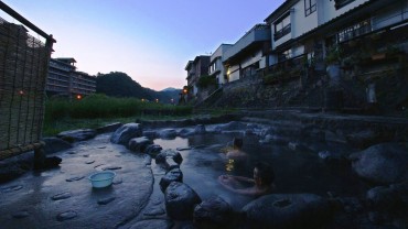 【連泊コース】世界屈指のラドン泉・現代湯治コース