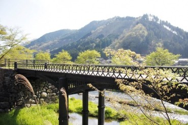 羽渕鋳鉄橋(はぶちちゅうてつきょう)