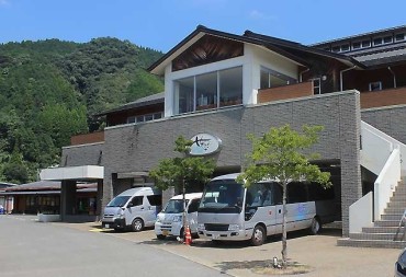 東陽交流センター せせらぎ