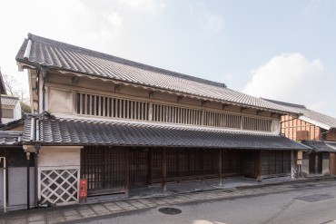 岡家住宅（市指定有形文化財）