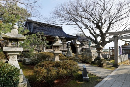 藤塚神社