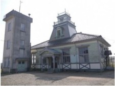 旧伏木測候所庁舎・測風塔 （高岡市伏木気象資料館）
