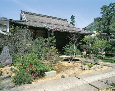 妙照寺本堂・庫裏