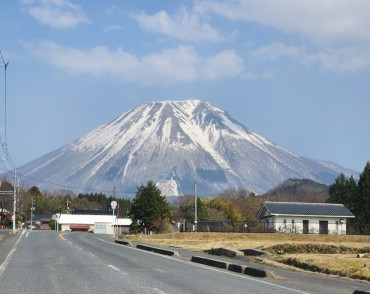 大山（伯耆町から）