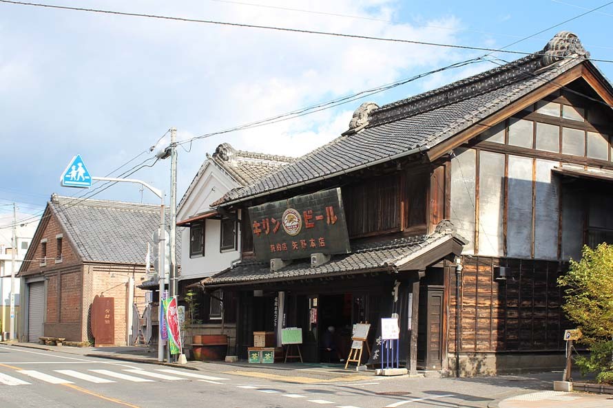 桐生新町の中心地に残るレトロな建物