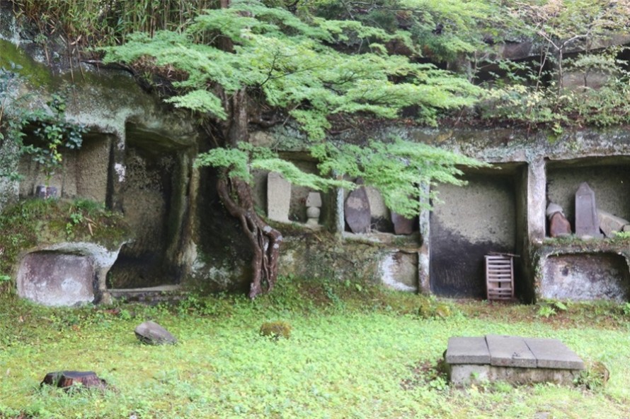 岩窟