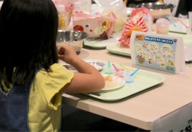 ワークショップに参加する子ども