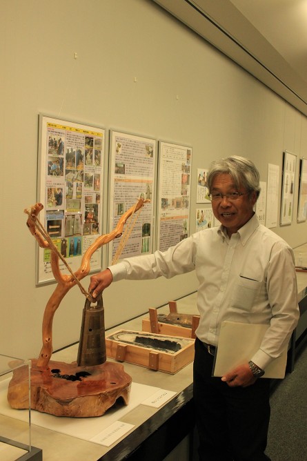 松帆銅鐸を忠実に再現したレプリカも展示されています。