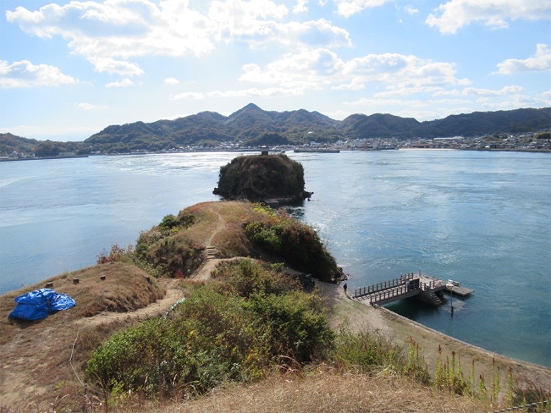 二の丸から見た鯛崎島