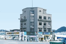 関門ビル(旧関門汽船株式会社)