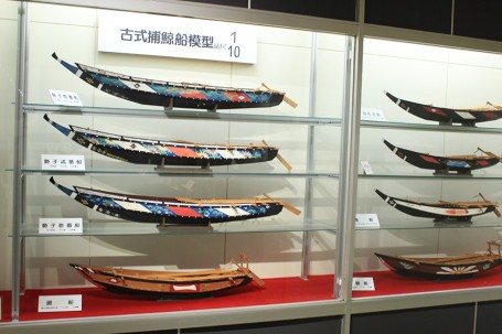捕鯨船の模型2