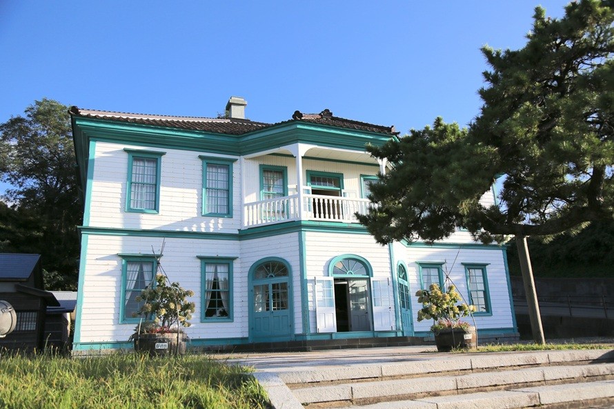 旧檜山爾志郡役所（江差町郷土資料館）