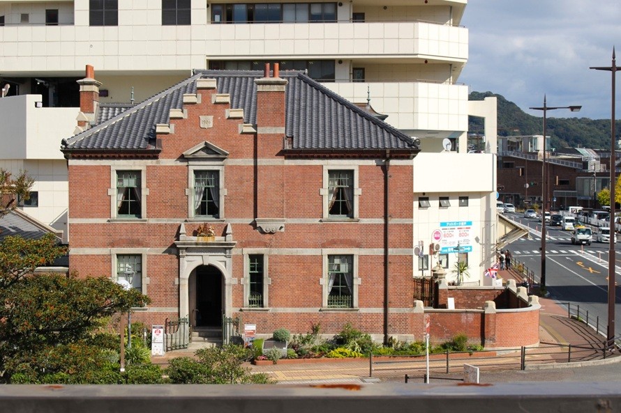 建物のデザインは街の中でひときわ目を引きます。