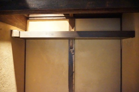 一見、ただの棚が