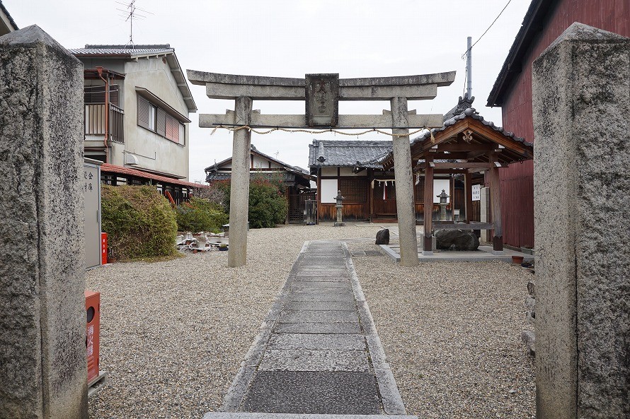 仁王堂八幡神社