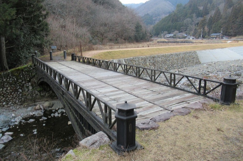 神子畑鋳鉄橋