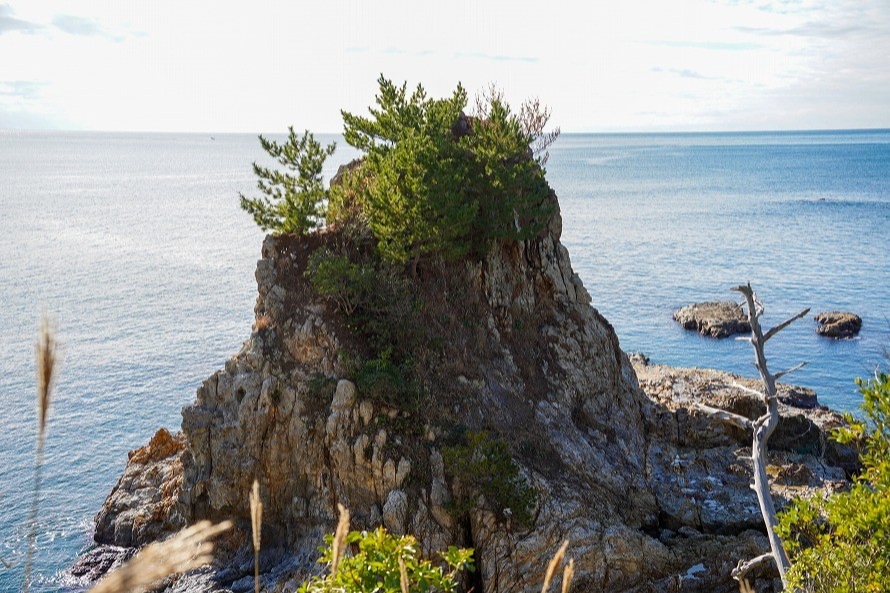 筆投島