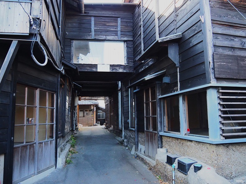 土管工場跡が連なる街並み
