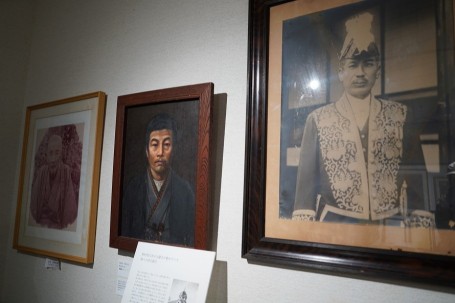 歴代竹崎氏の写真、肖像画