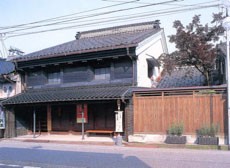 土蔵造りのまち資料館(旧室崎家住宅)