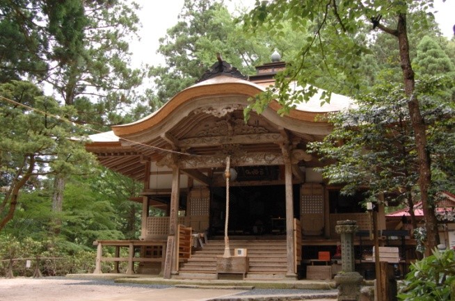三仏寺本堂