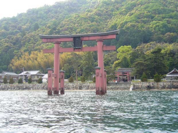 白鬚神社