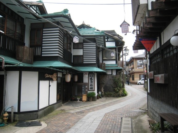 木屋旅館