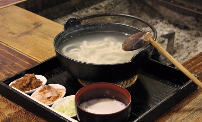 蕎麦・おしぼりうどん・おやき