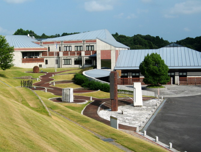 茨城県立笠間陶芸大学校（旧茨城県窯業指導所）