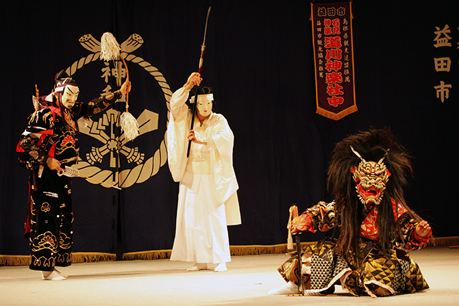 道川神楽（みちかわかぐら） 