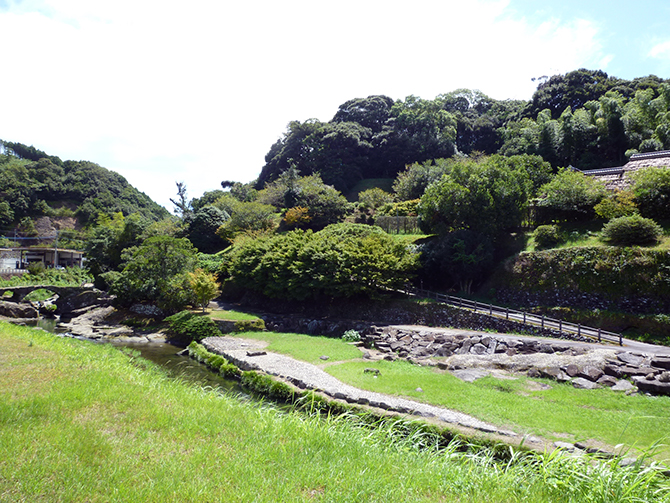 亀甲城跡 