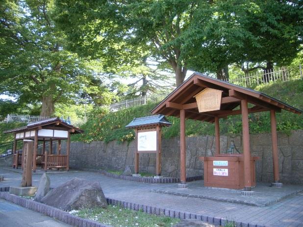 城の下の荷揚げ場跡