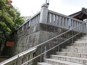 二荒山神社の石垣