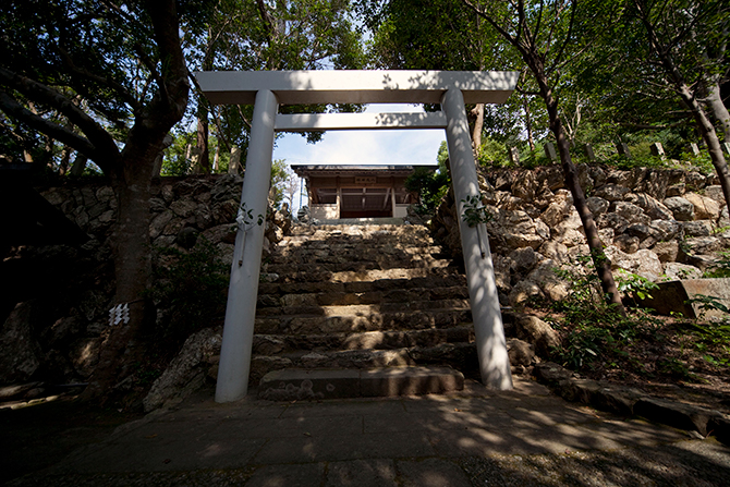 神島八代神社