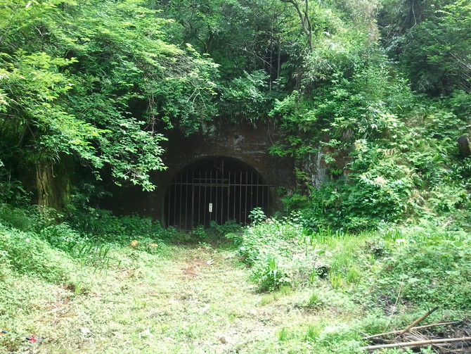 都茂鉱山跡