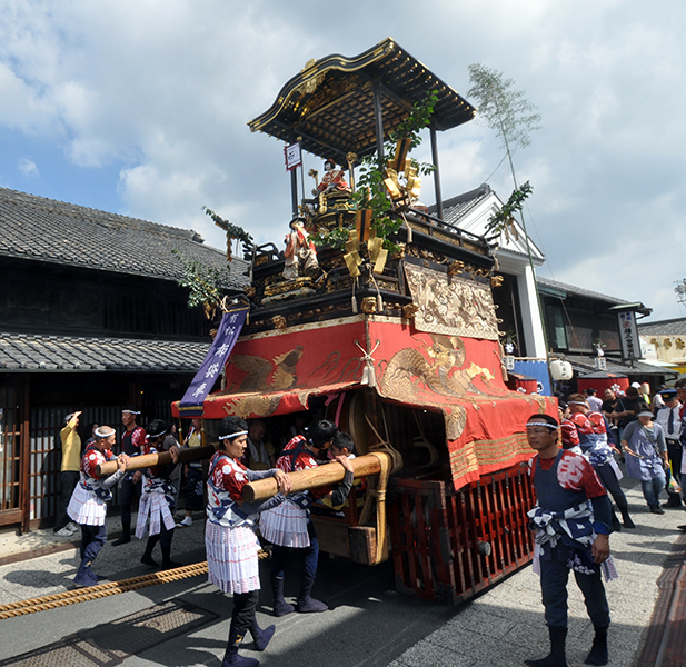 有松祭りの山車行事（有松天満社秋季大祭）布袋車（東町山車庫）