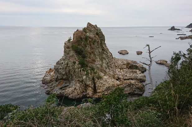 筆投島